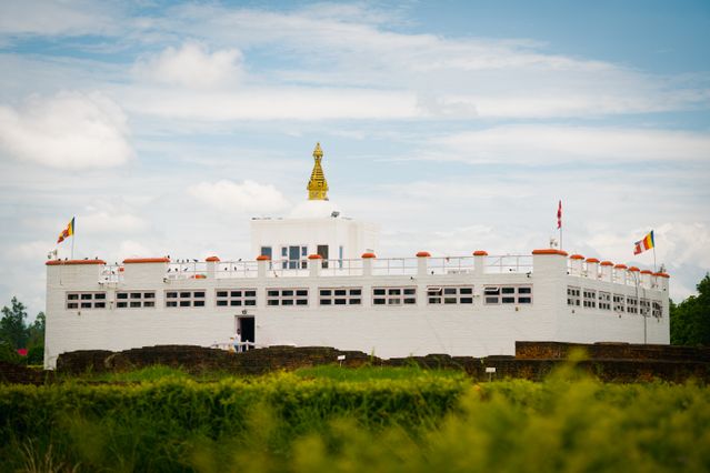 The Grand Nepal Journey – Ultimate Nepal Experience Kathmandu | Pokhara | Chitwan | Lumbini